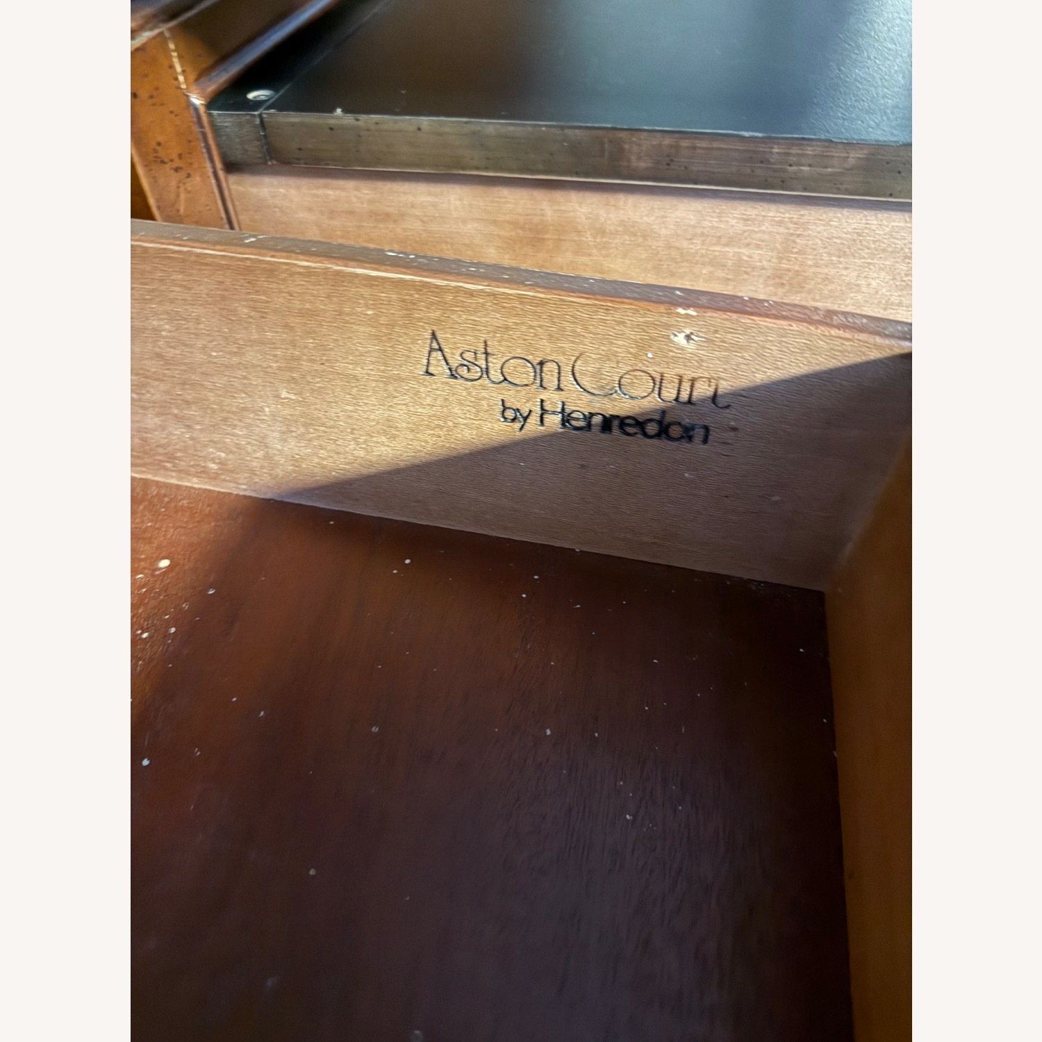 Bookcase/China - image-6