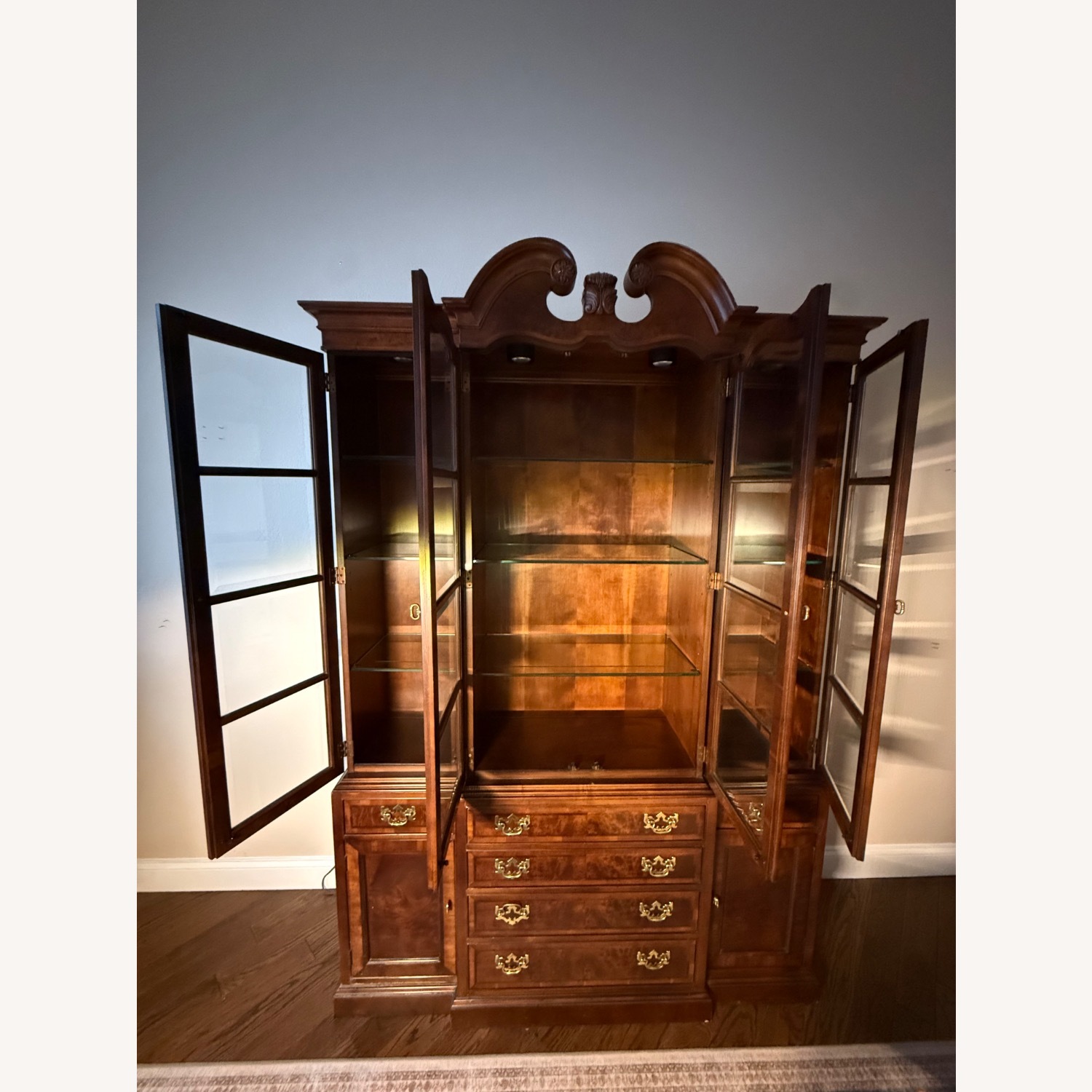 Bookcase/China - image-1