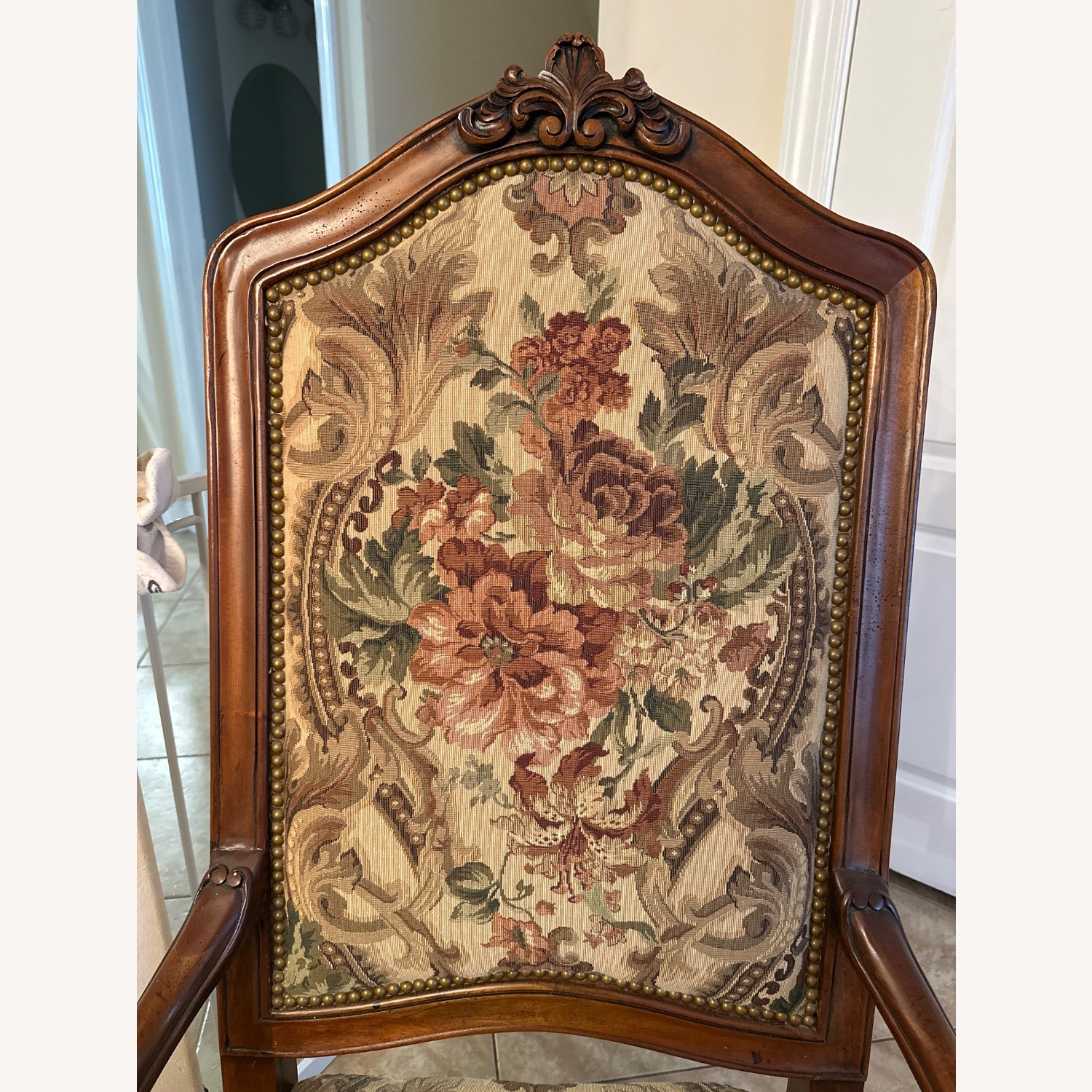 Henredon French Louis XV Tapestry Set of (2) - image-7