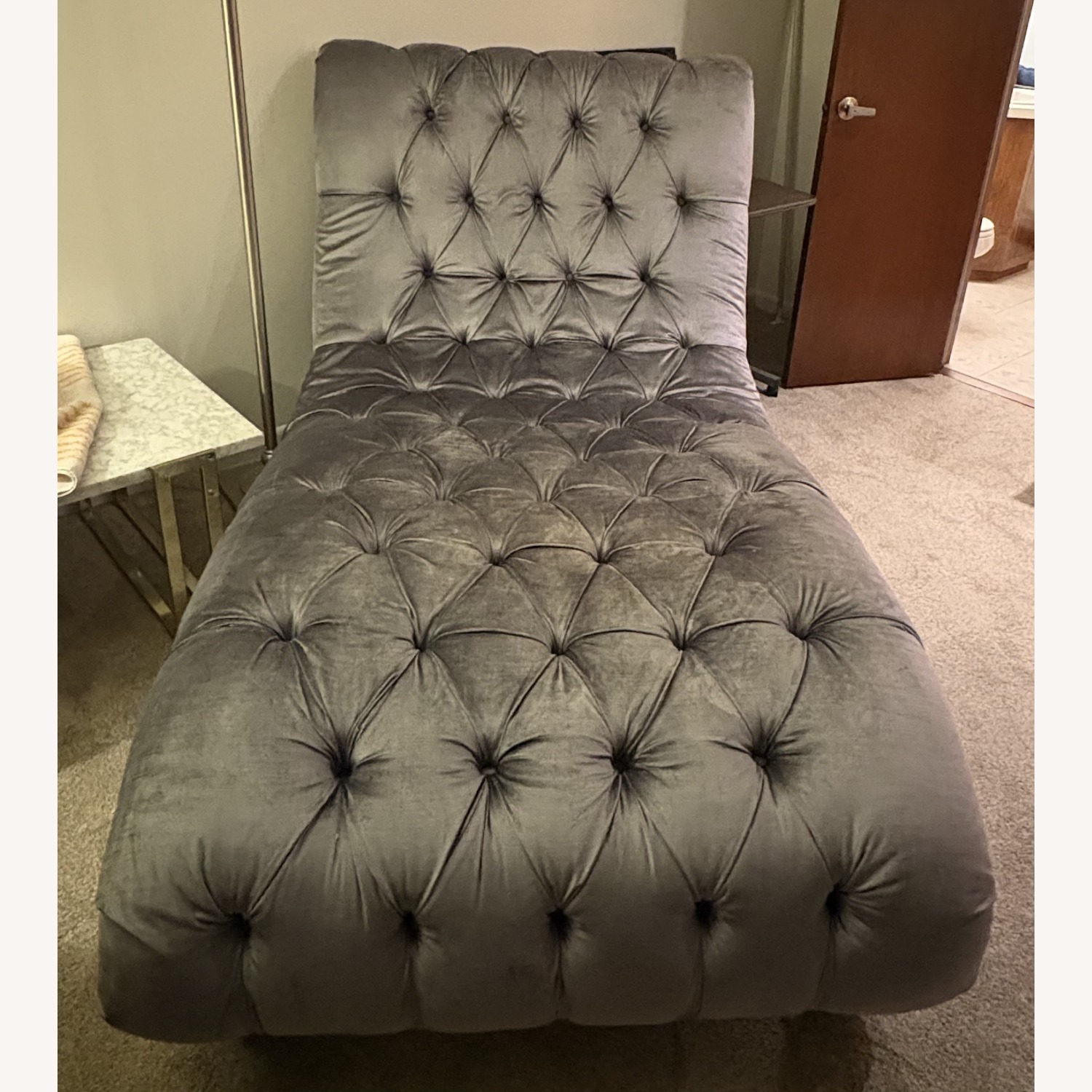 Vie Boutique Victorian Silver Velvet Chaise Lounge - image-2
