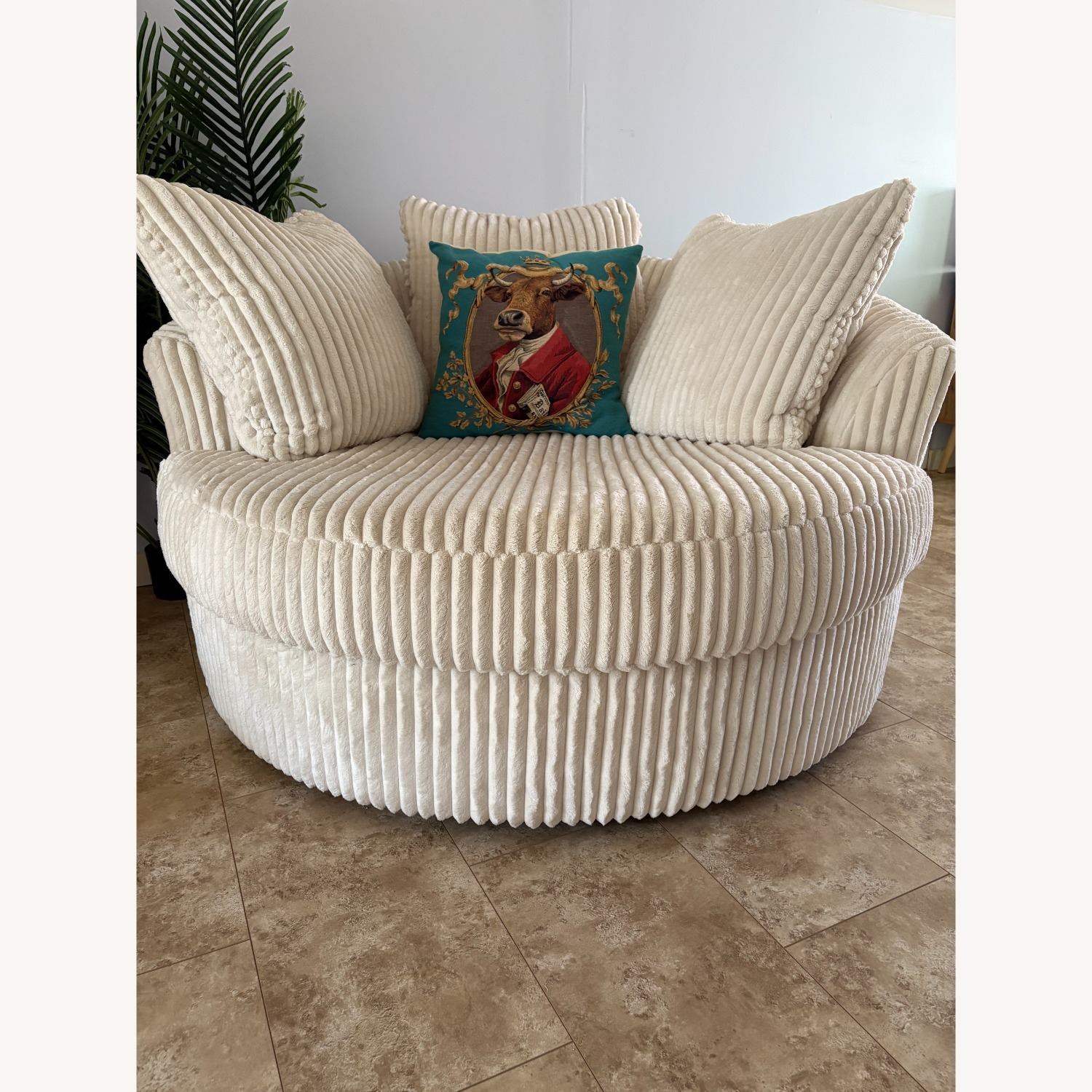 Lindyn Oversized Swivel Accent Chair - image-2