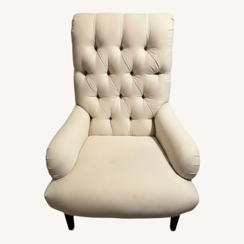 Used Vanguard Furniture White Cotton Armchair for sale on AptDeco