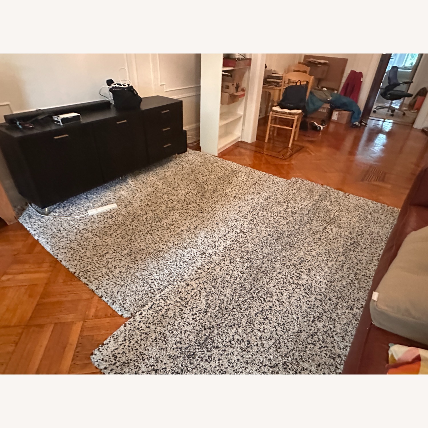 IKEA Large Vindum Rug 8'10" x 6'7" - image-5