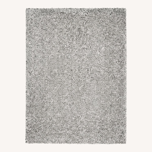 Used IKEA Small Vindum Rug 5'7" x 7'6" for sale on AptDeco