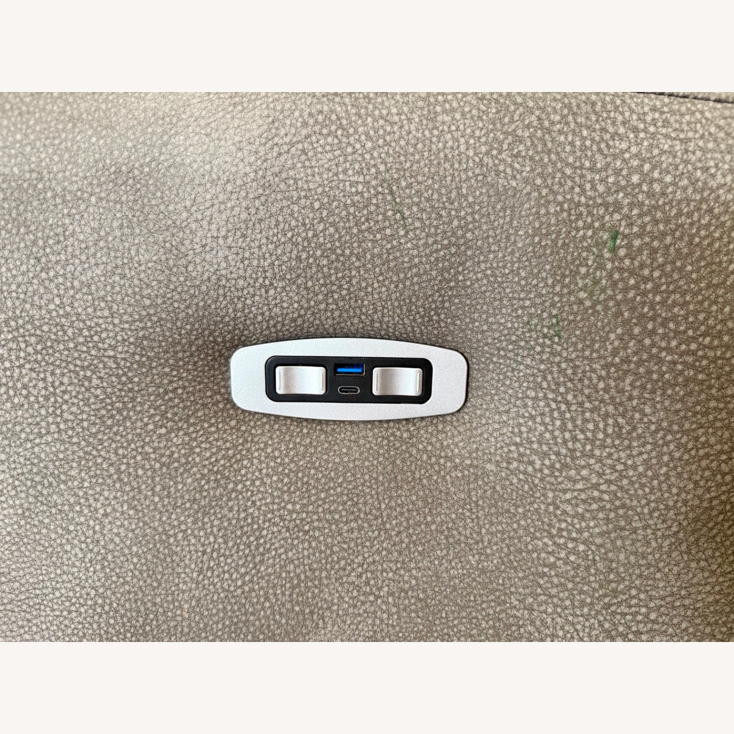 6-piece sectional Performance Reclining Couch - image-5