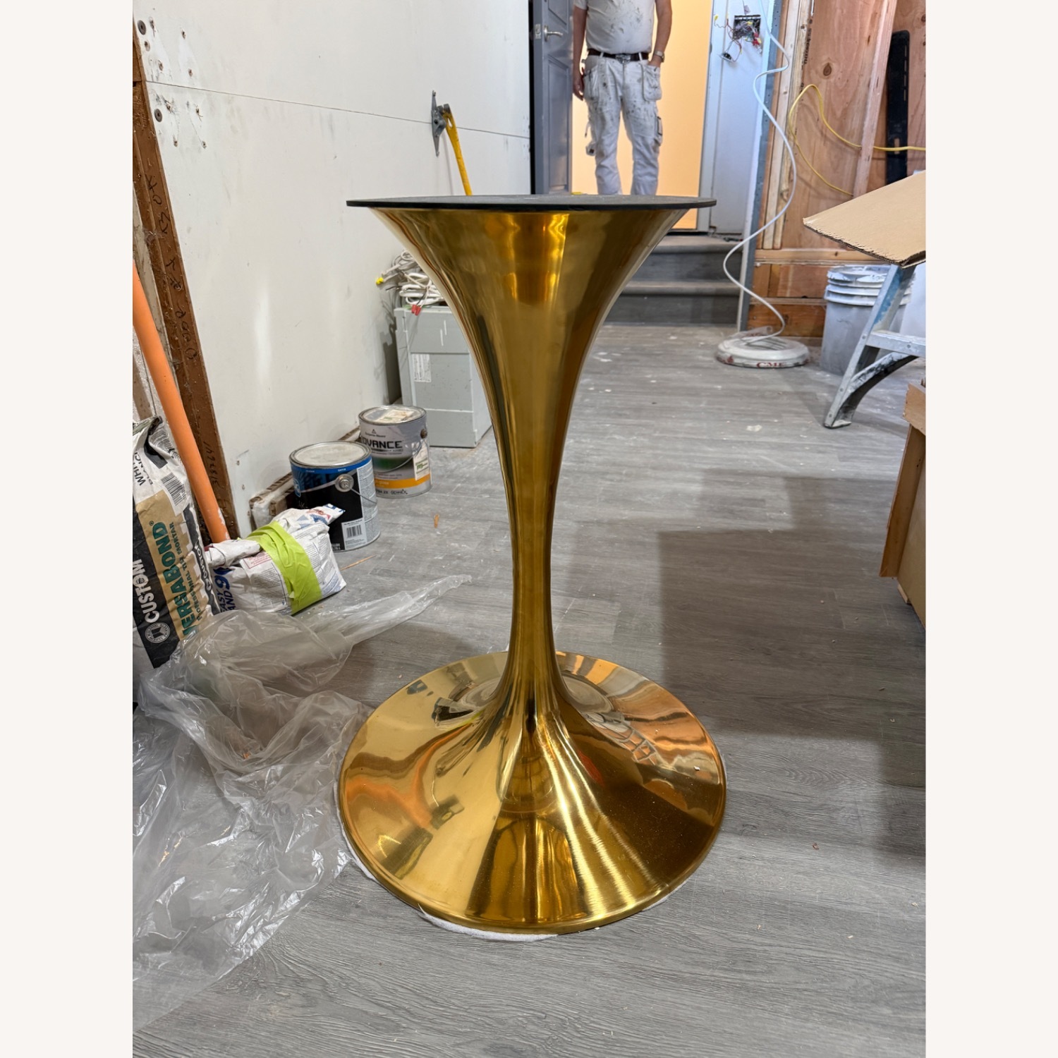 Gold Brass Décor - image-1