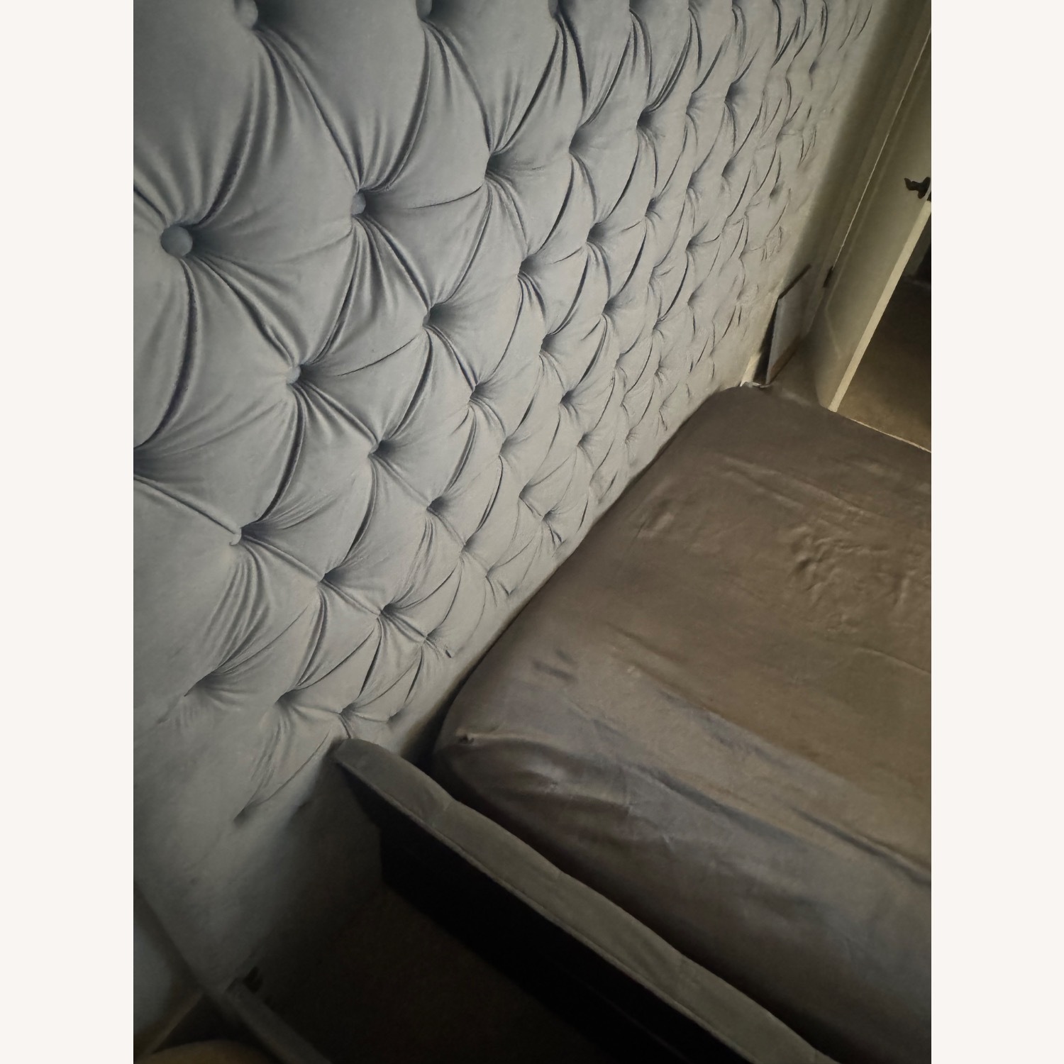Everly Quinn Upholster Platform Storage Bed - image-7