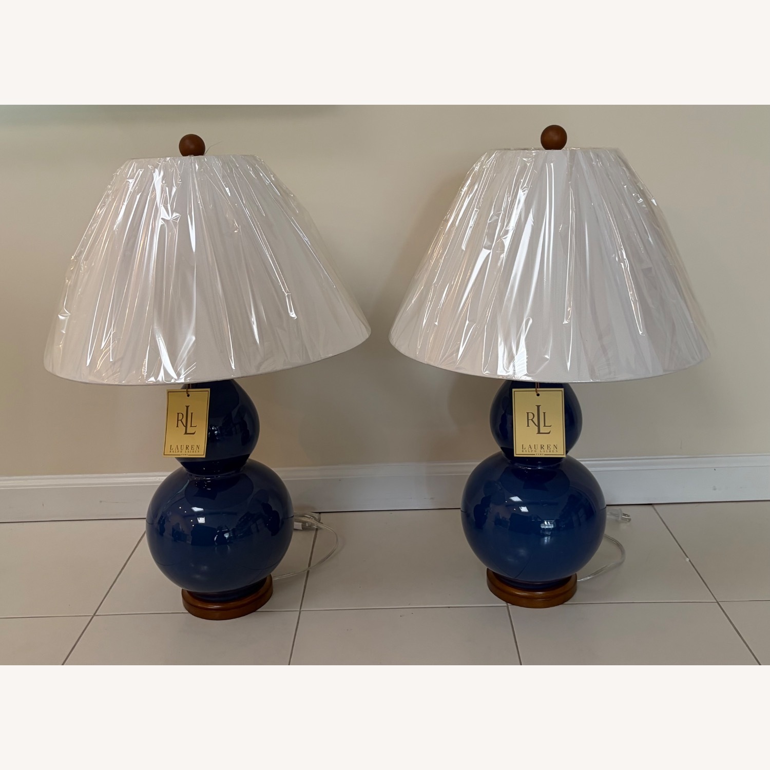 Ralph Lauren Porcelain Double Gourd Table Lamps - image-8