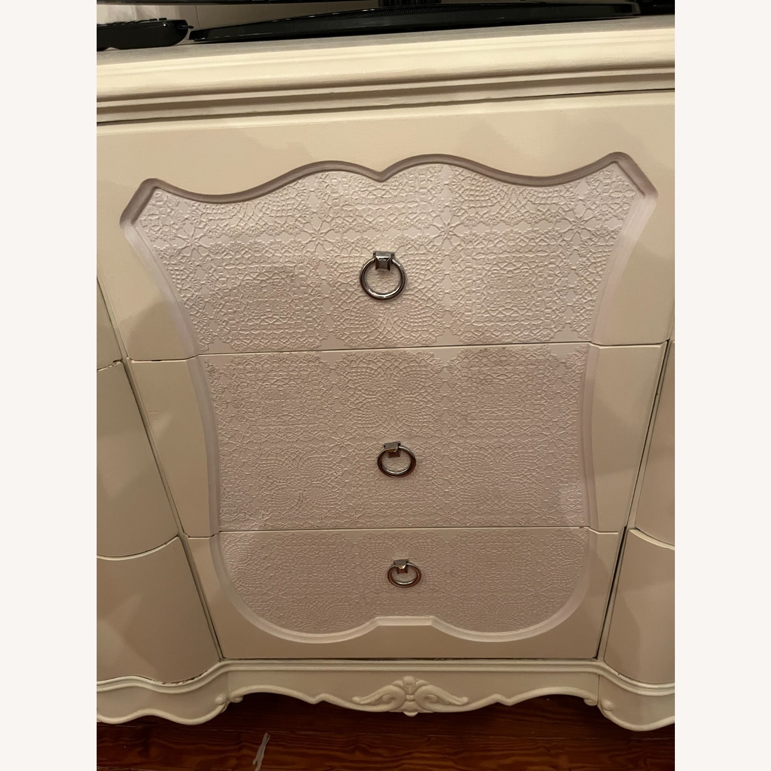 Vintage French Provincial White Wood Dresser - image-5
