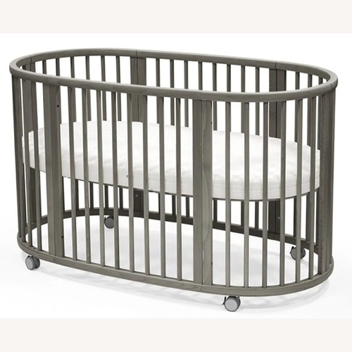 Used Stokke Sleepi Oval Crib for sale on AptDeco