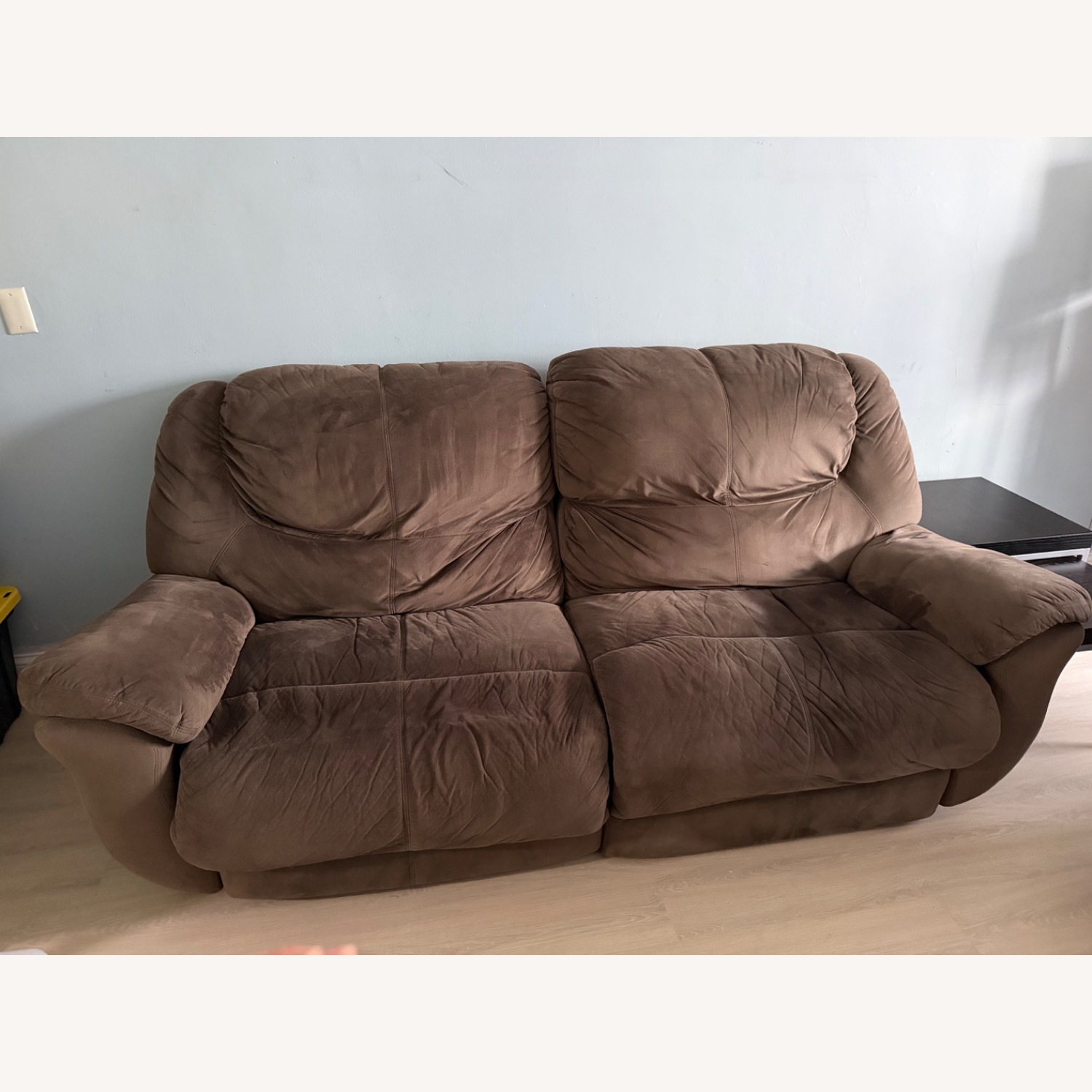 Bob's Discount Furniture Brava Dark Brown 2 Seater Sofa - image-2