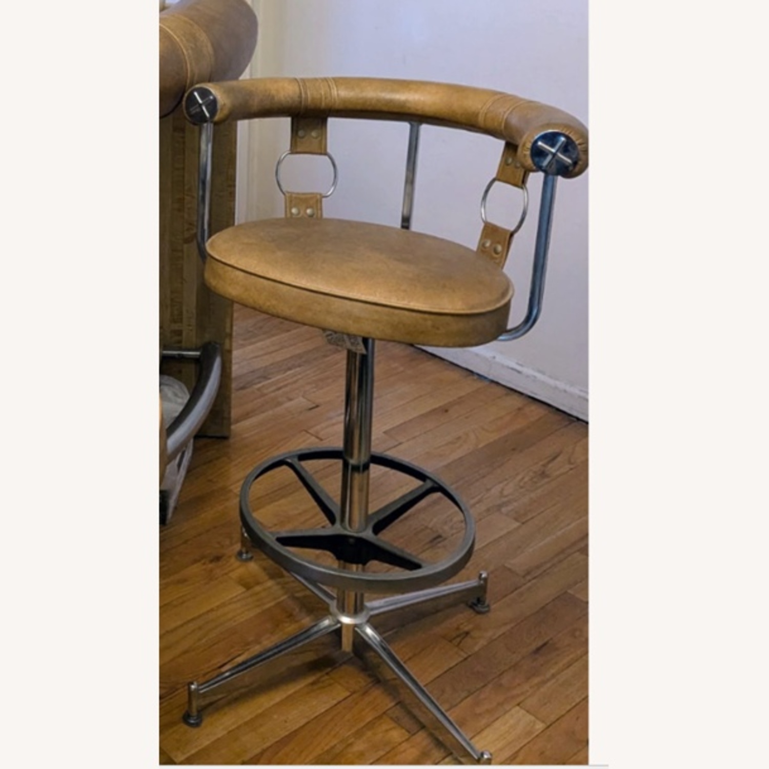 Faux Leather Bar Top with Matching Chair Set - image-7