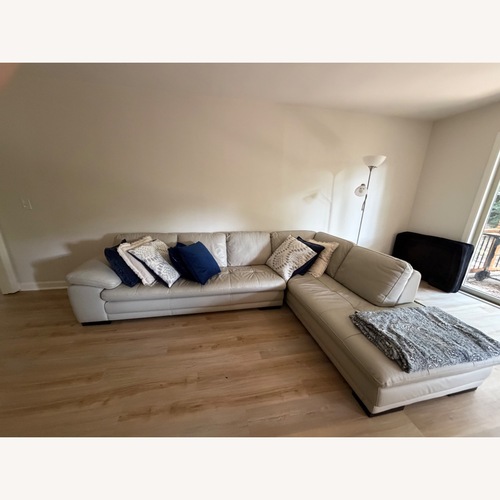 Used Yarber Upholstered L-Shaped Sectional for sale on AptDeco
