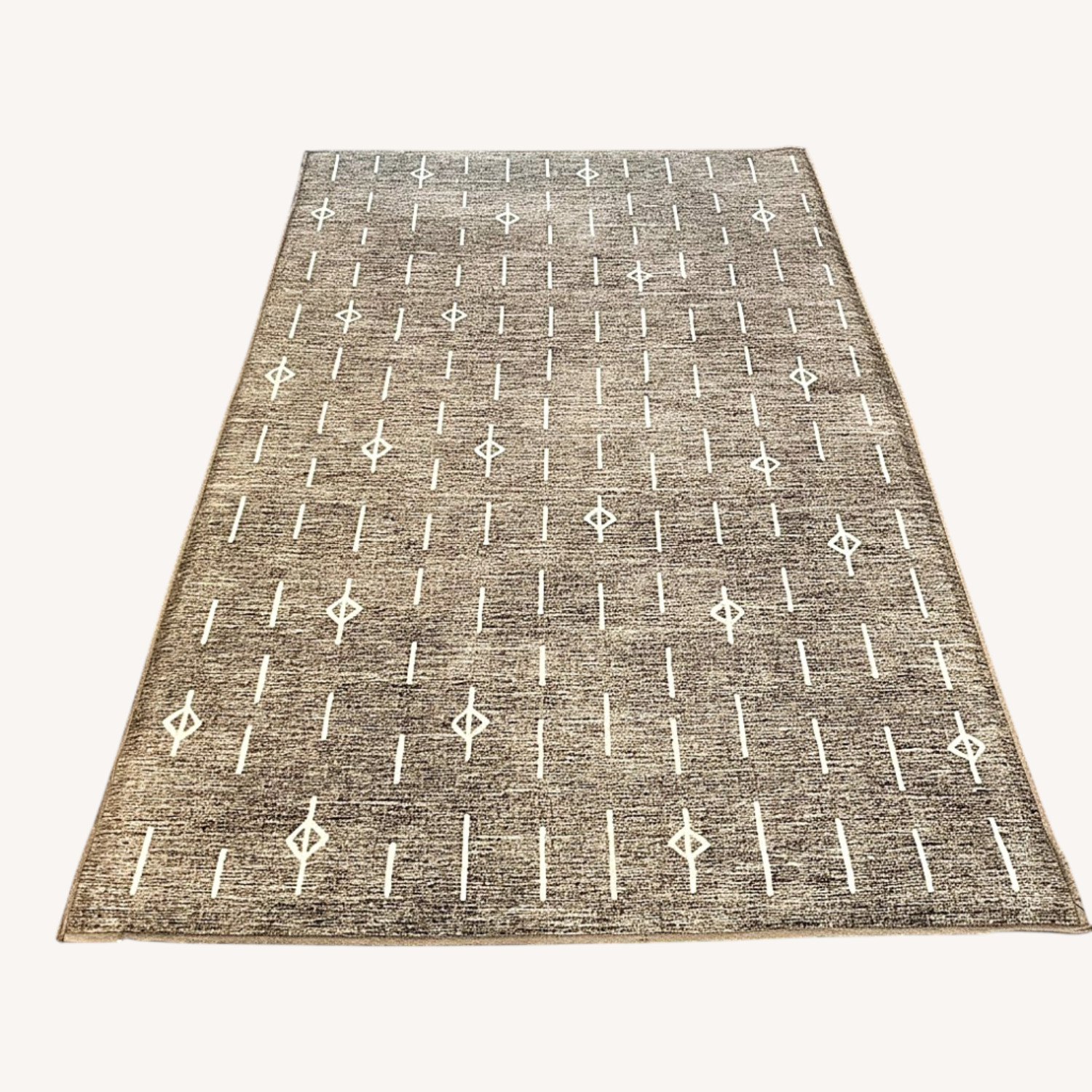 Ruggable Light Gray Area Rug 4' x 6' - image-0