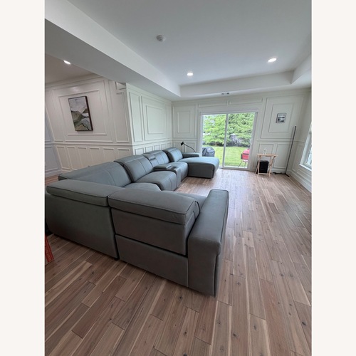 Used 6-Piece Luxury Modular Sectional for sale on AptDeco