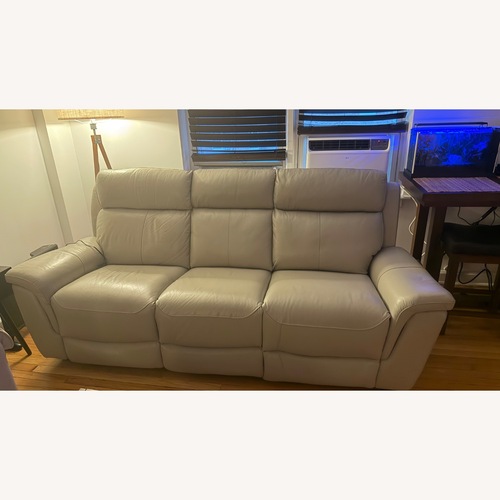 Used Raymour & Flanigan Light Gray 3+ Sofa for sale on AptDeco