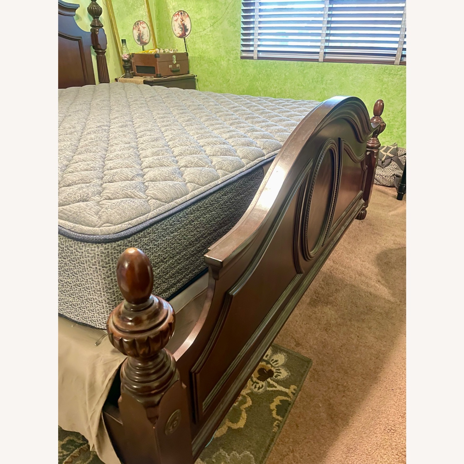 Dark Brown Cherry Wood King Bed - image-5