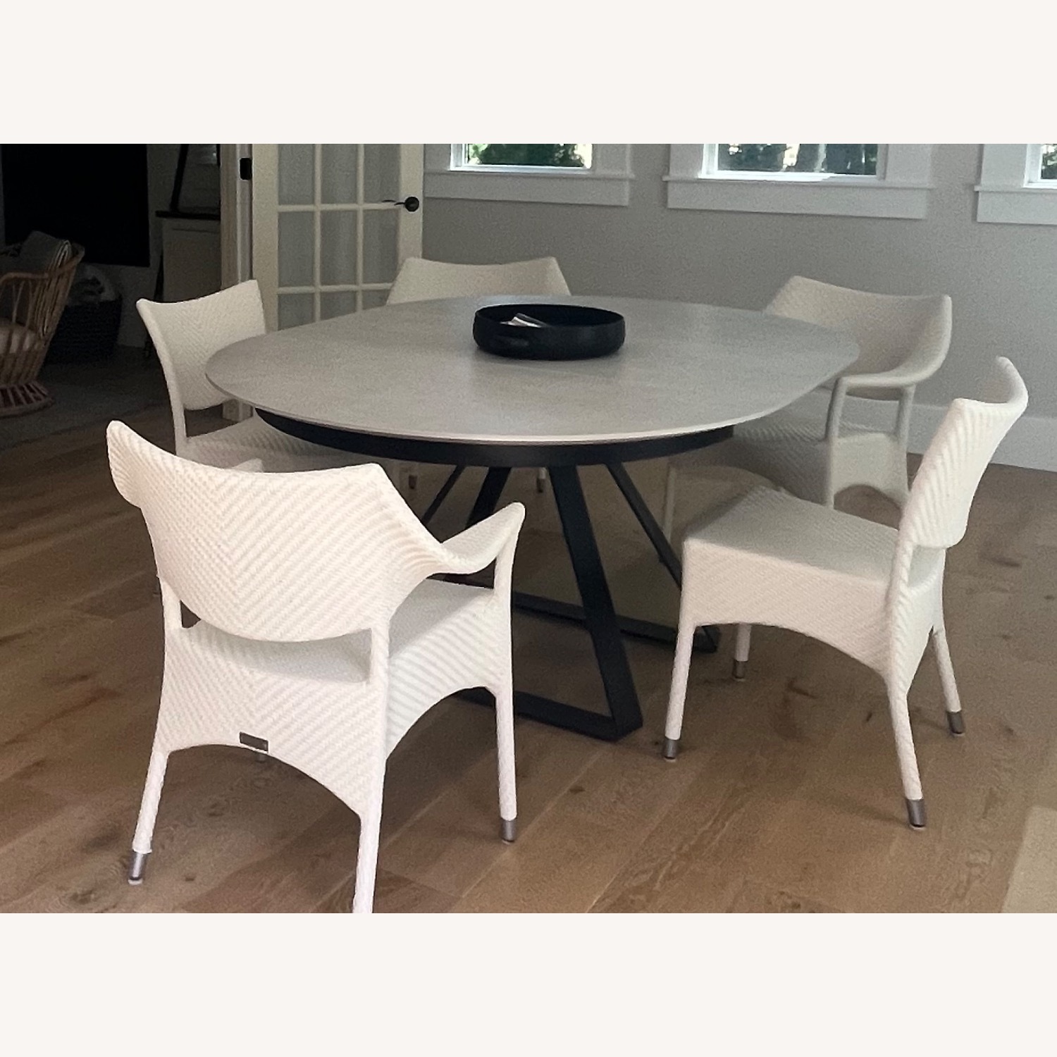 Caligaris Pedestal Expandable Dining Table - image-5