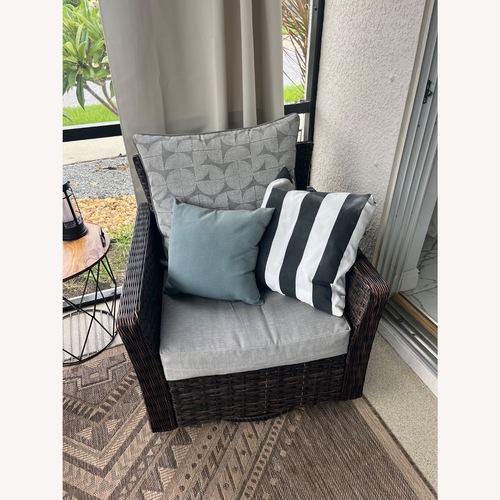 Used Broyhill Furniture Dark Brown Patio Furniture for sale on AptDeco