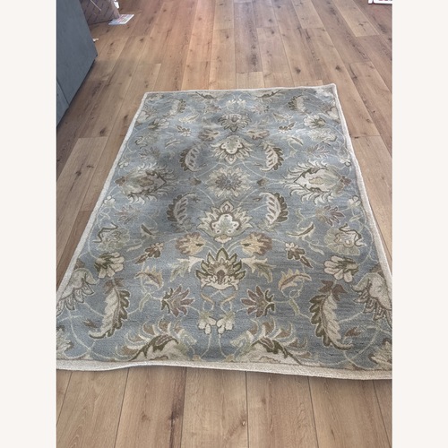 Used Wool Small Rug 4' x 6' for sale on AptDeco
