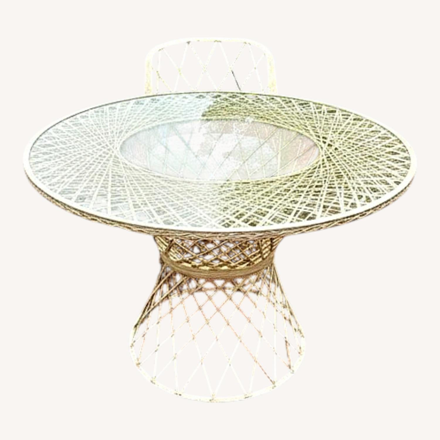 Patio Table and Chairs - image-0