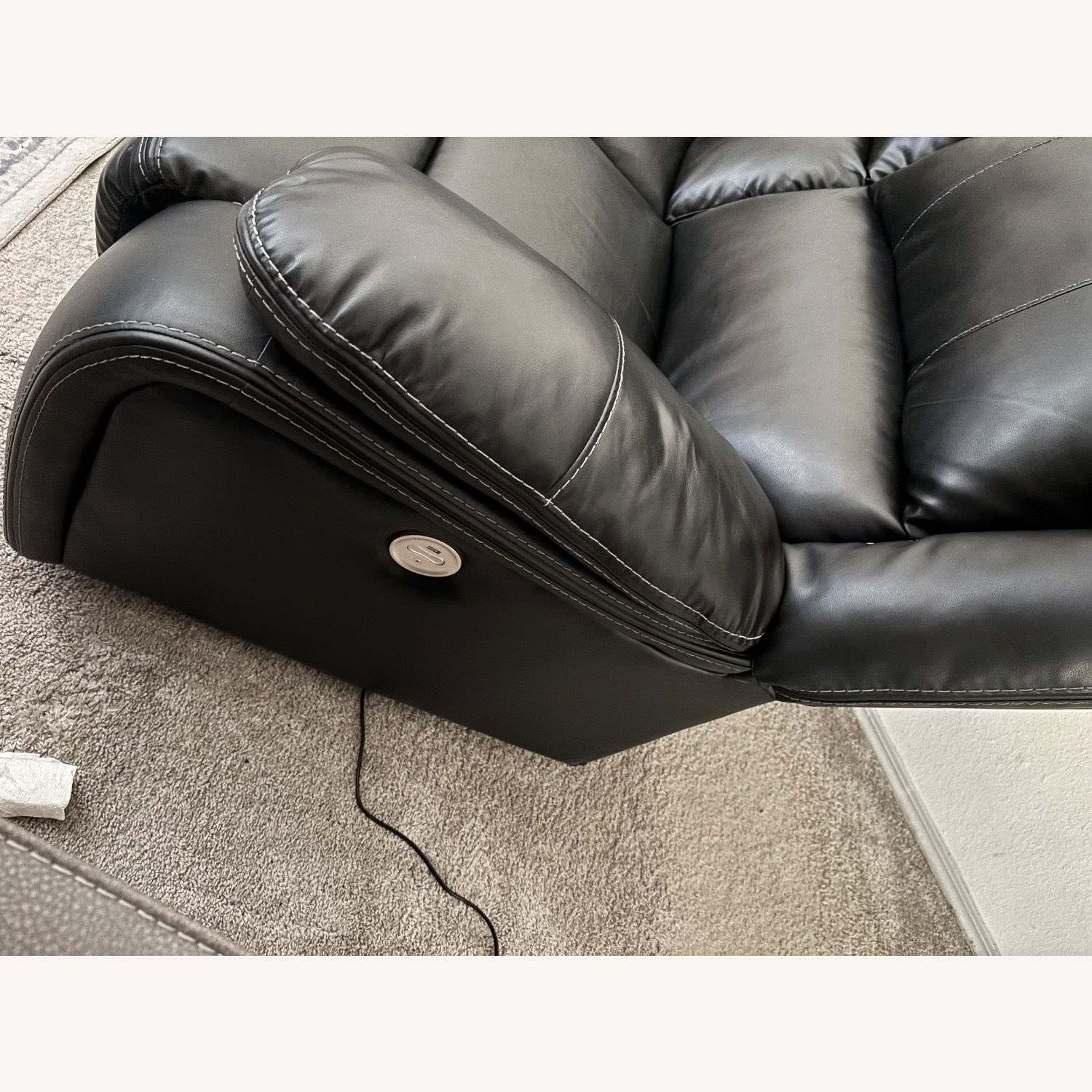 Ashley Furniture Caderwell Black Leather 3+ Seater Sofa - image-5