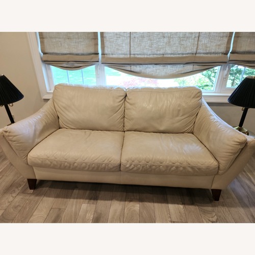 Used Natuzzi  White Leather 2 Seater Sofas for sale on AptDeco
