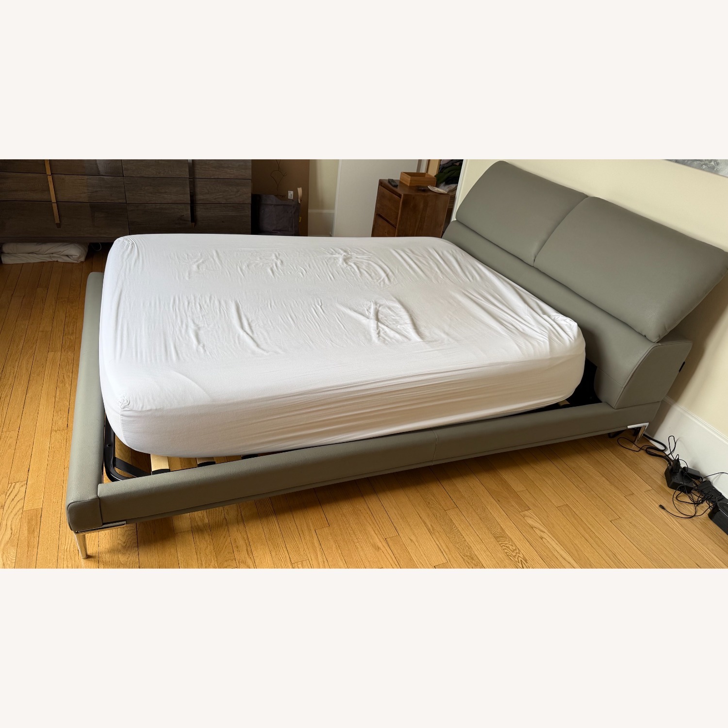 Modani Dark Grey Queen Bed - image-1
