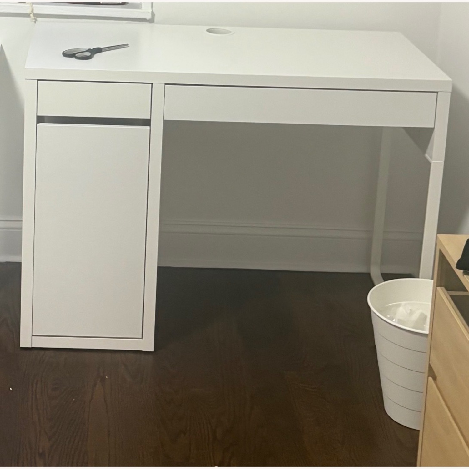 IKEA MICKE Desk - image-1