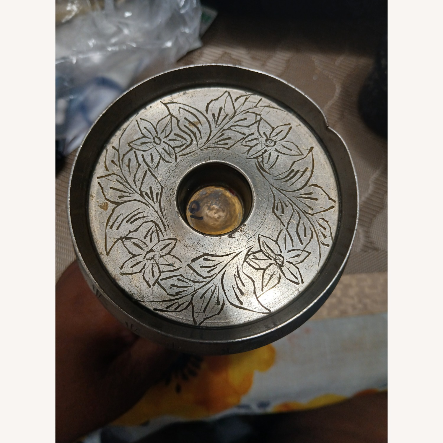 Vintage/Antique Finds Metal Décor - image-1