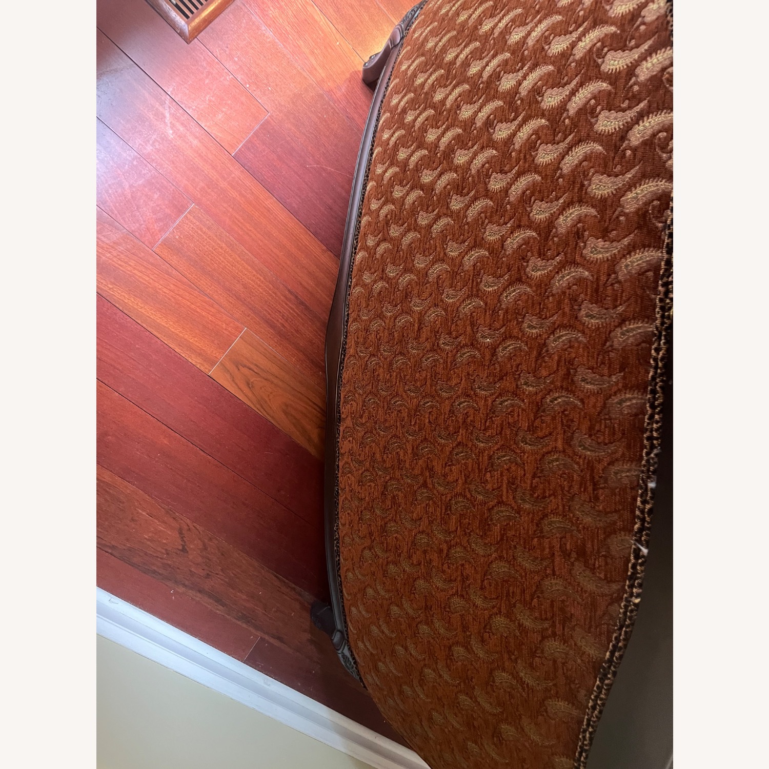 Setee and Ottoman - image-6