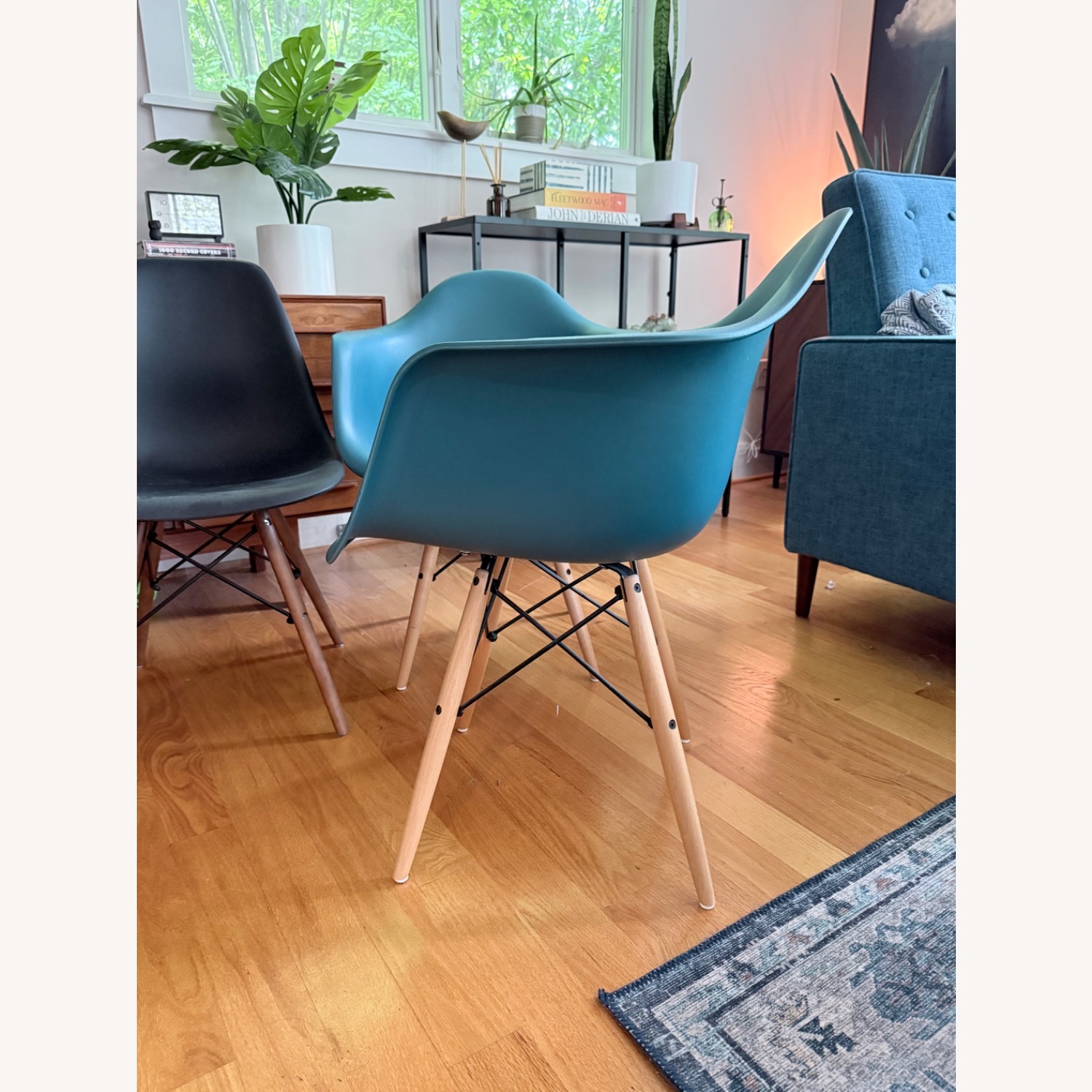 Blue Plastic Accent Chairs - image-2
