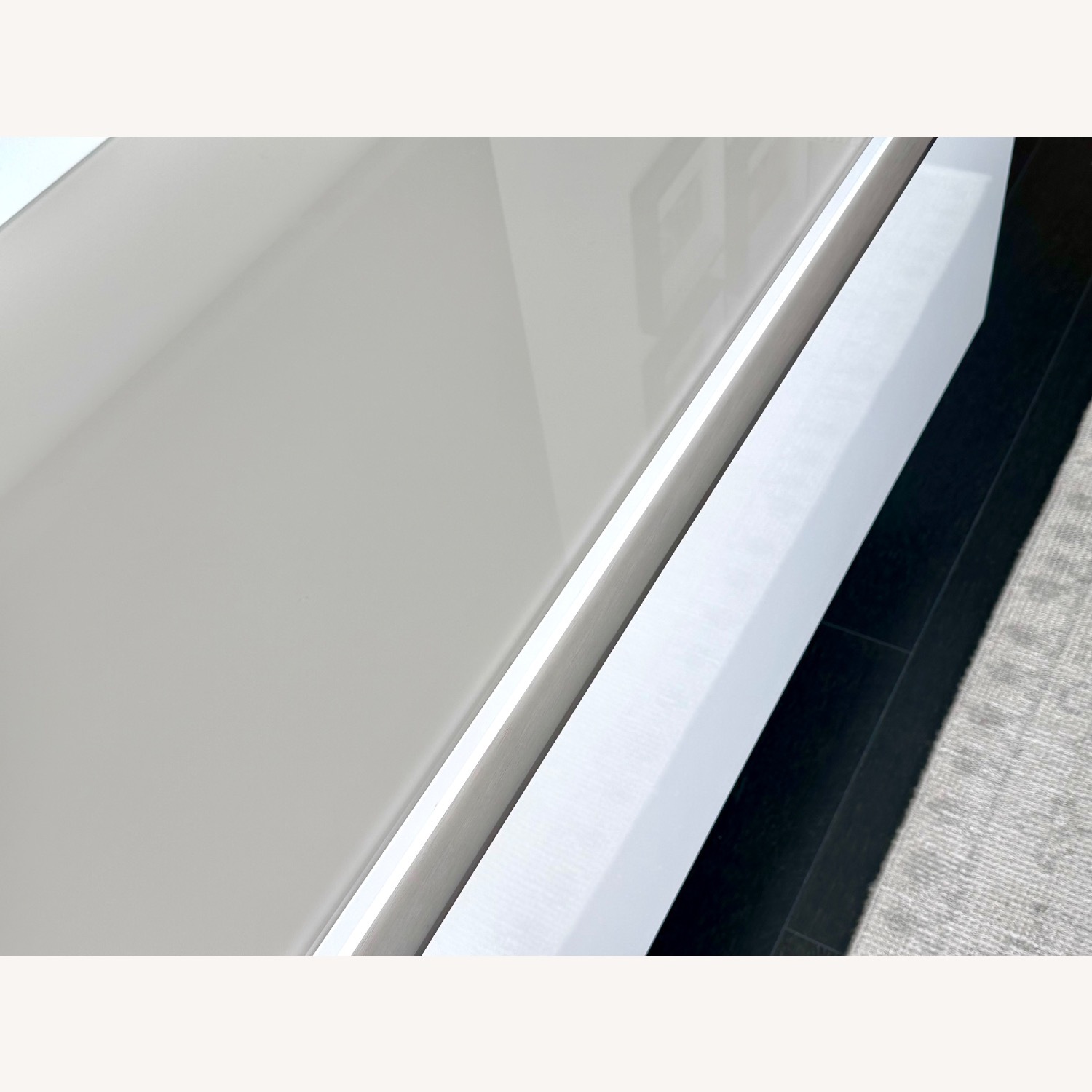 Italian Misura Emme White Gloss Laquered Sideboard - image-2