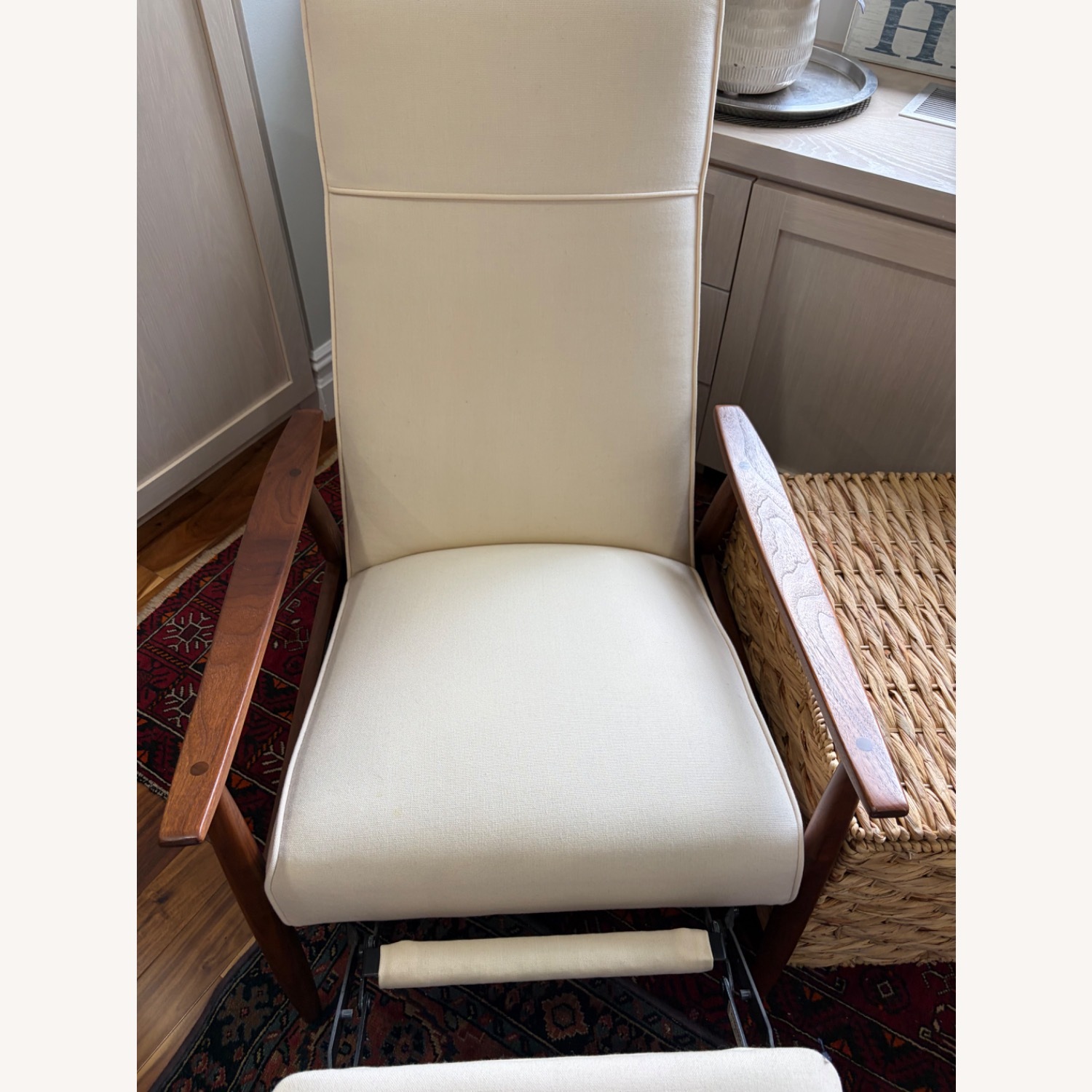 Thayer Coggin Milo Baughman 74 Recliner - image-2