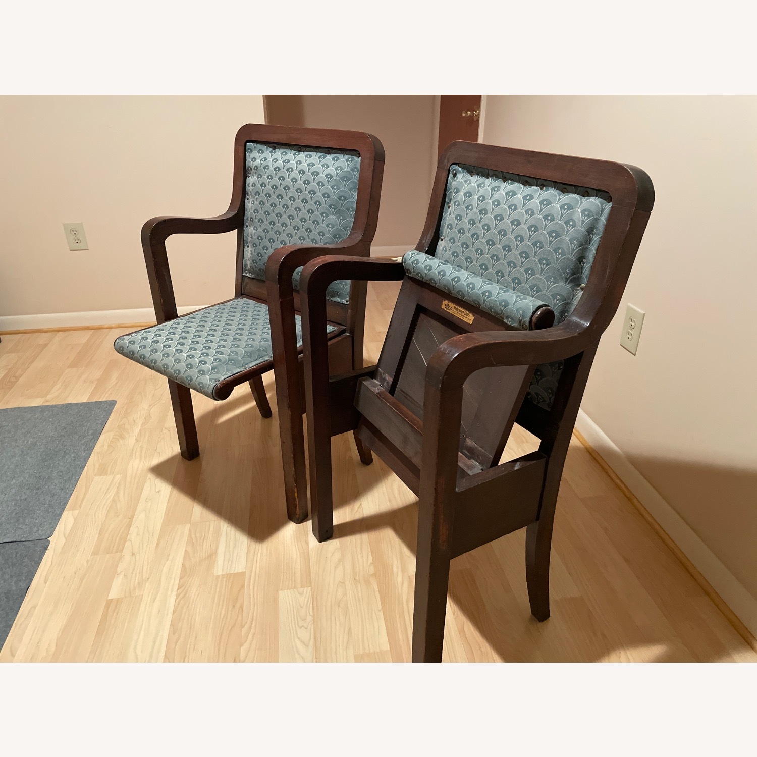 Shakespeare Folding Theater Chair - image-3