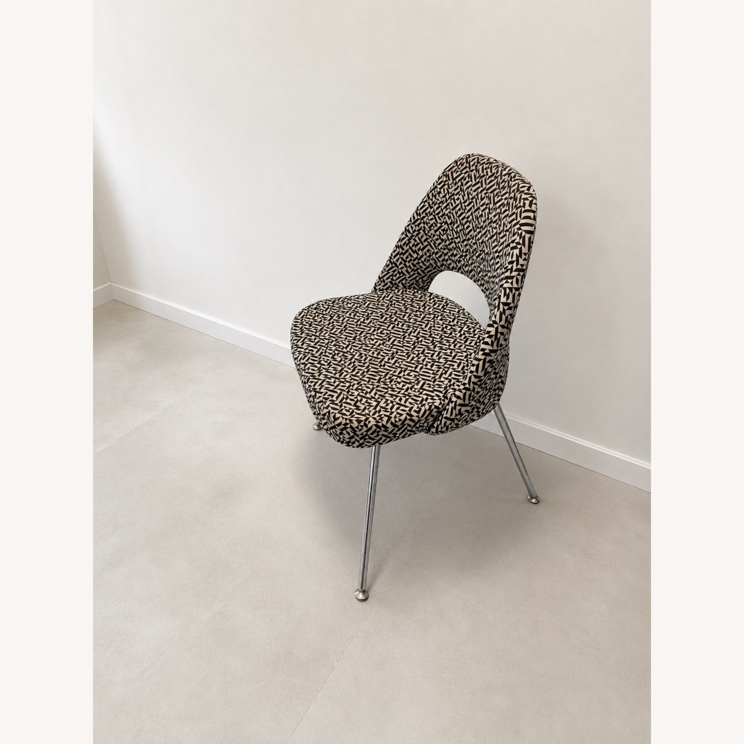 Knoll Saarinen Fabric Accent Chairs - image-3