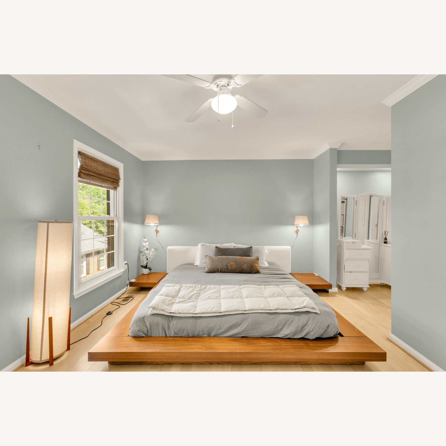 Modloft Worth King Platform Bed - image-2