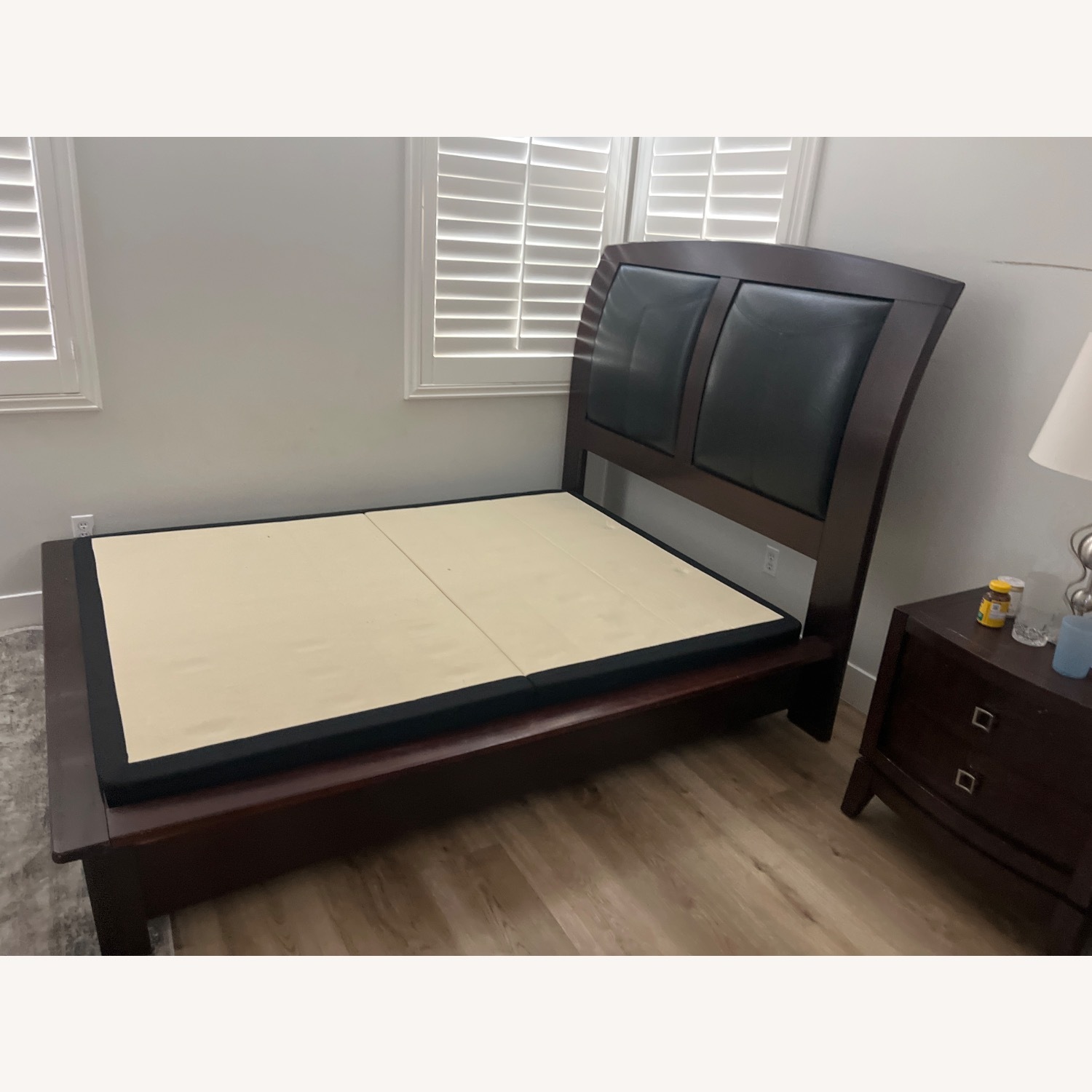 Wood Queen Bed - image-3