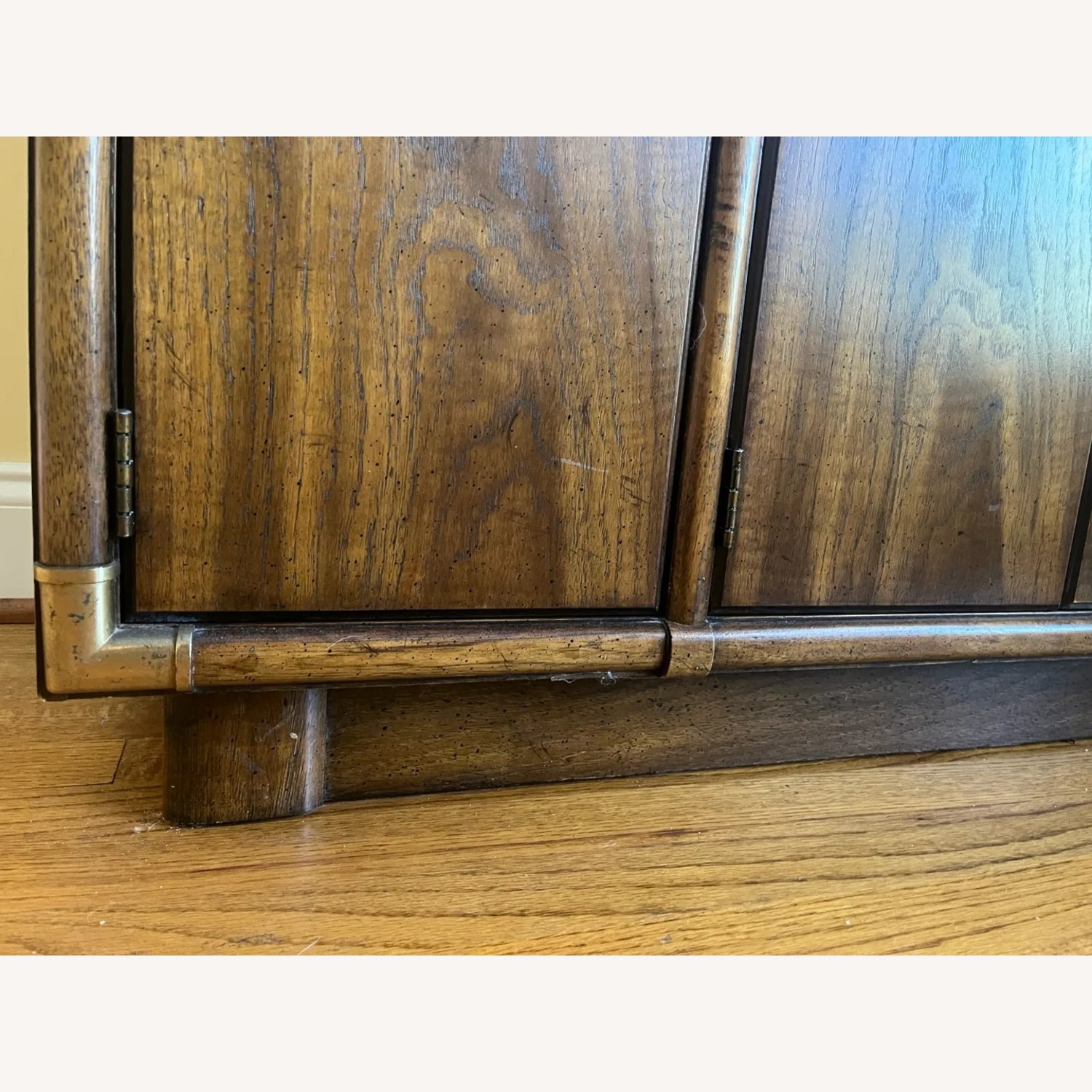 Drexel Heritage Illuminated China Cabinet - image-20