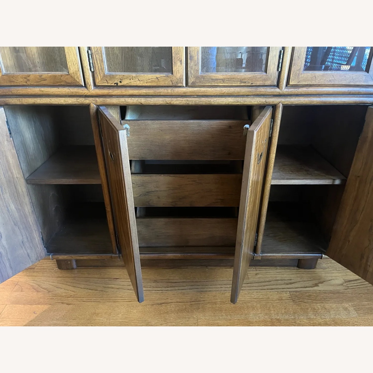 Drexel Heritage Illuminated China Cabinet - image-10