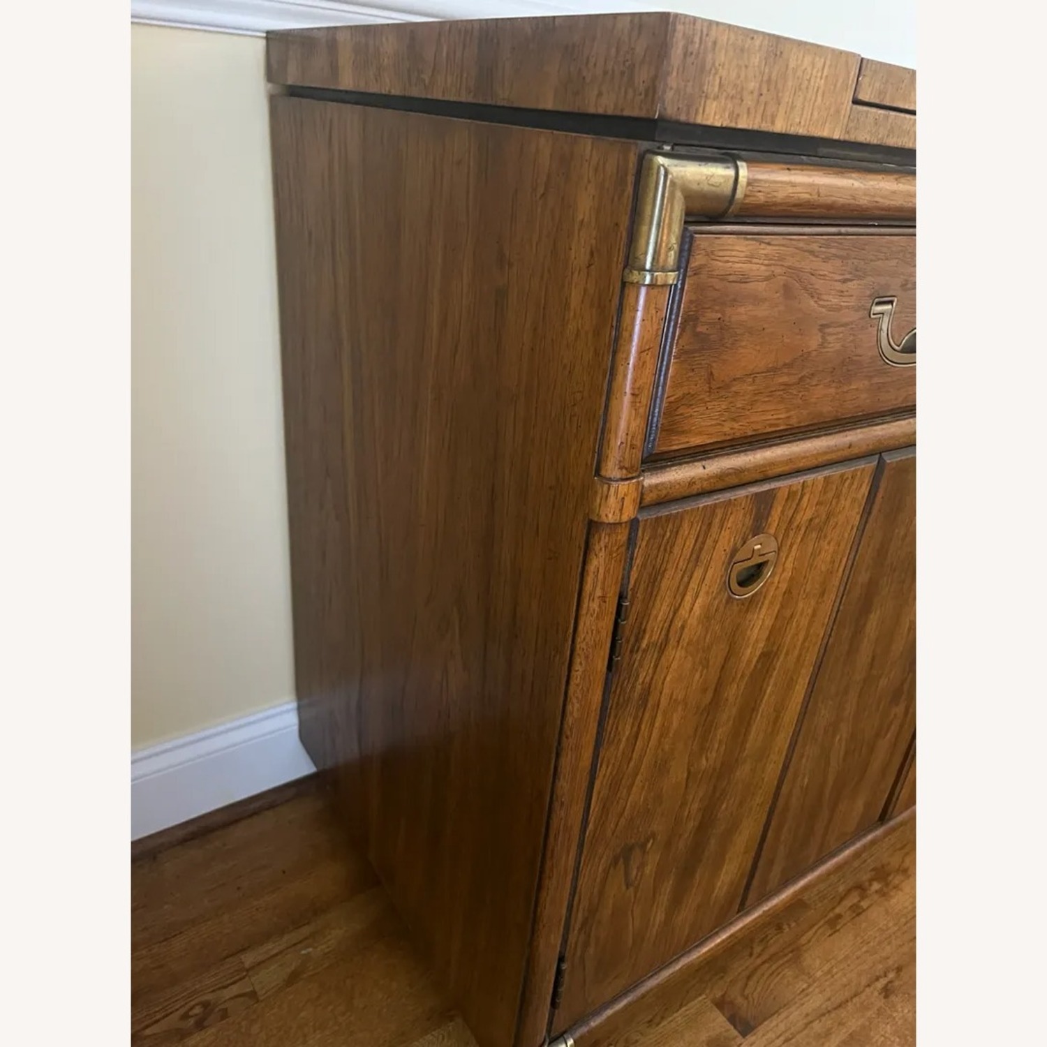 Drexel Heritage Accolade Dry Bar Cabinet - image-8