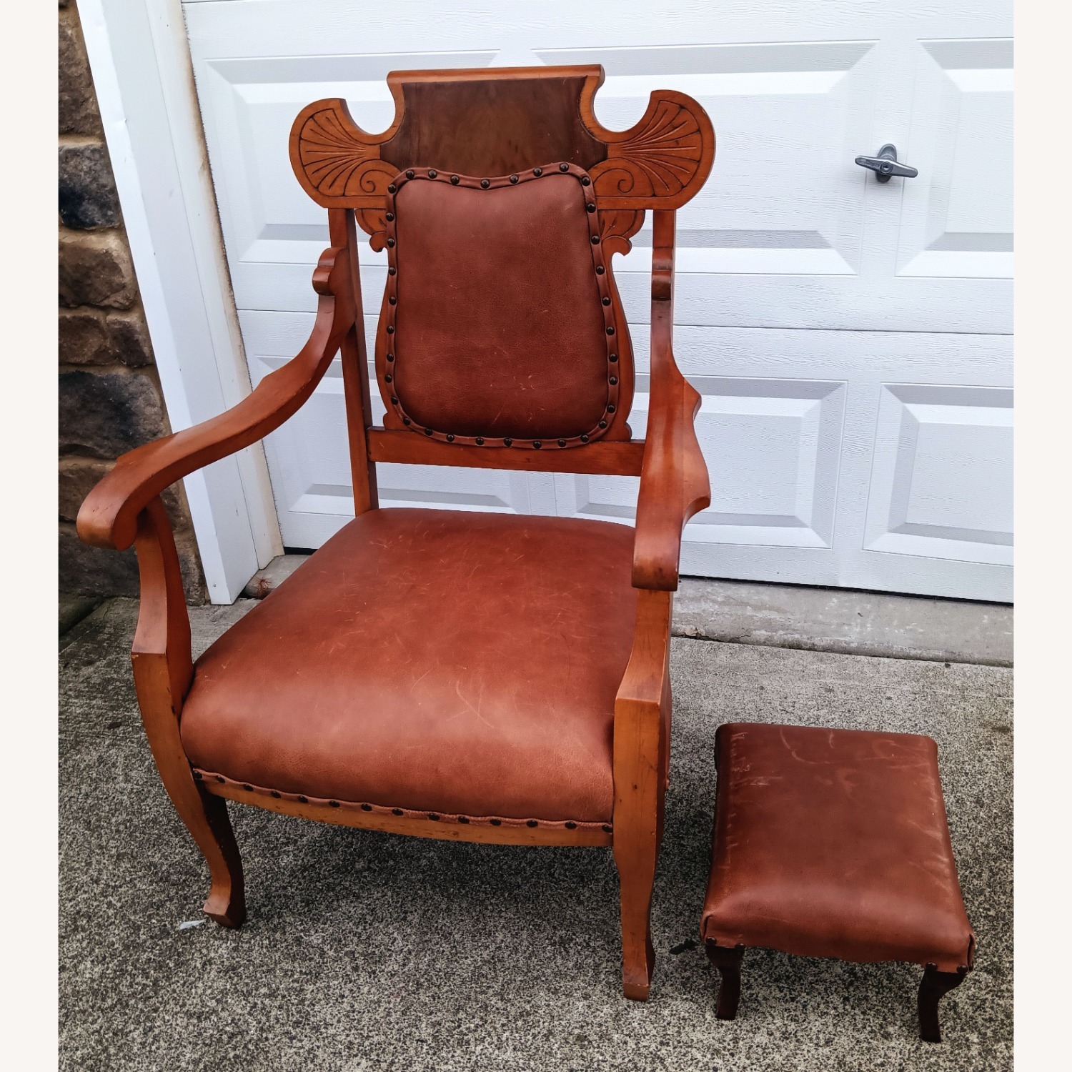 Vintage/Antique Light Brown Armchair - image-12