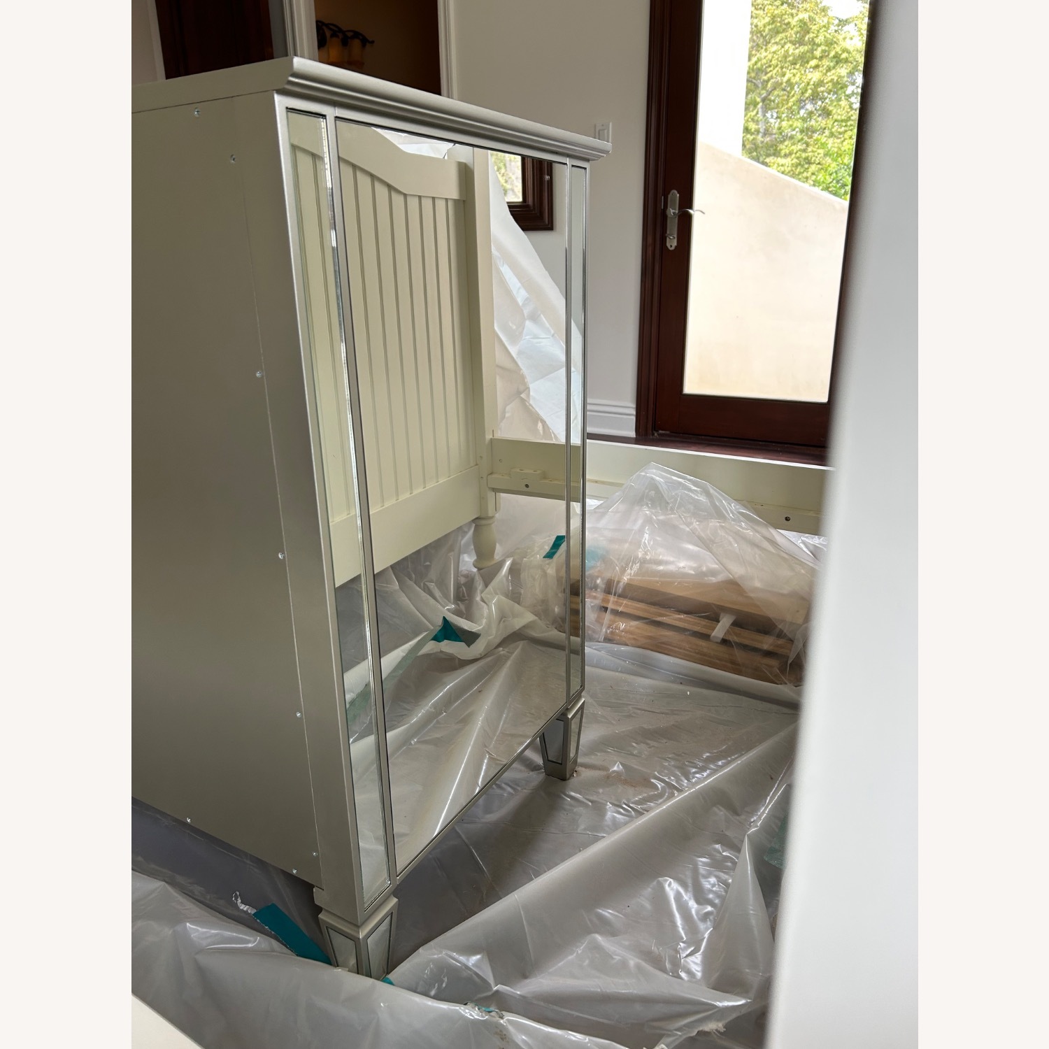Park 3-Drawer Mirrored Dresser - image-7