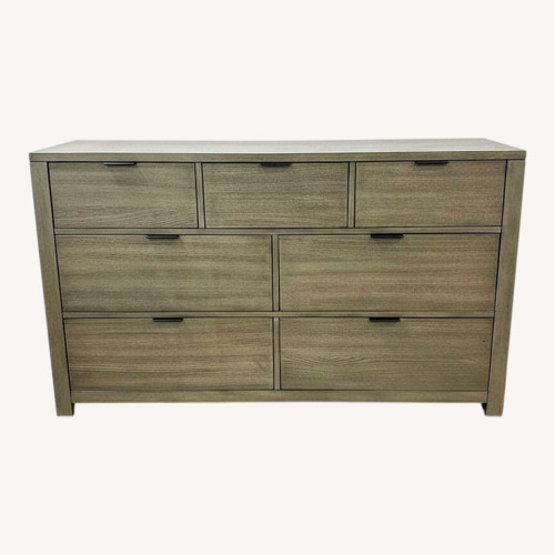 Used Modern 7-Drawer Dresser for sale on AptDeco