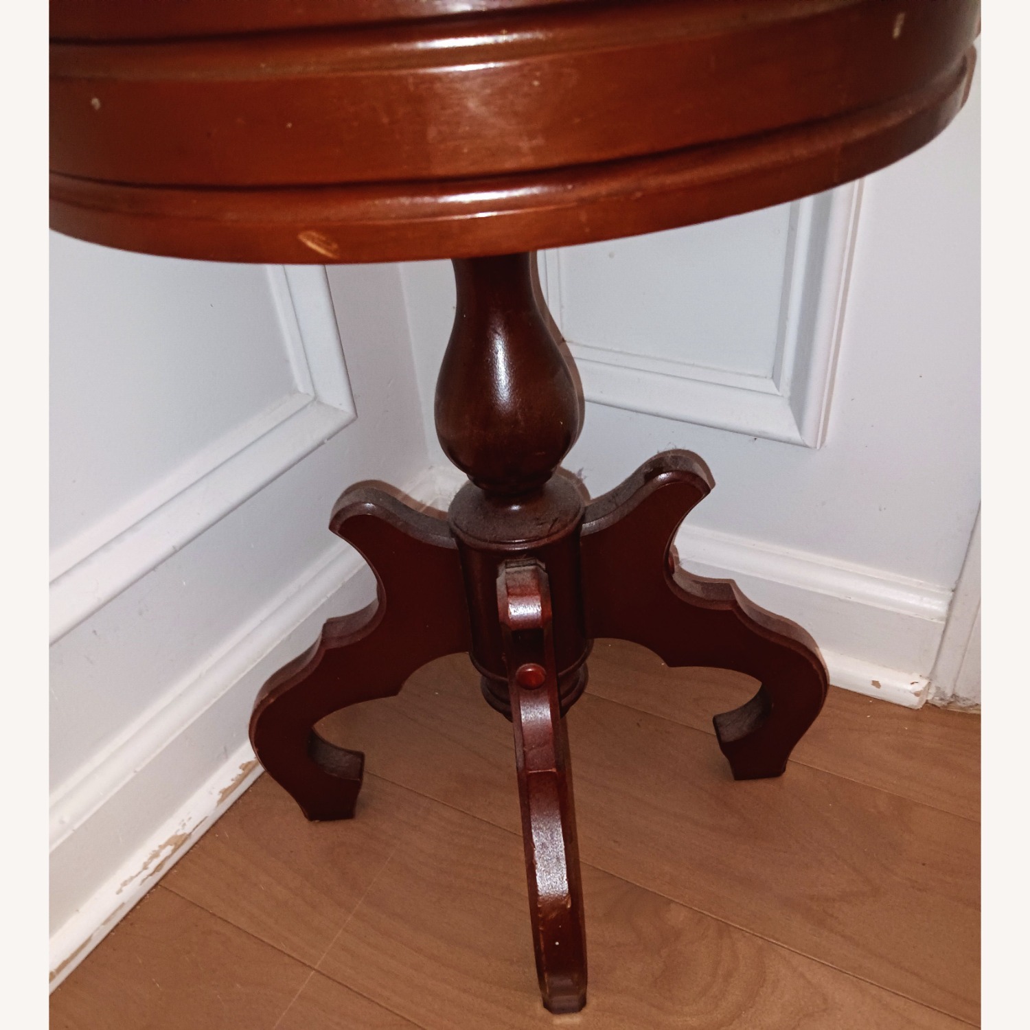 Vintage/Antique Finds White Marble Side Table - image-5