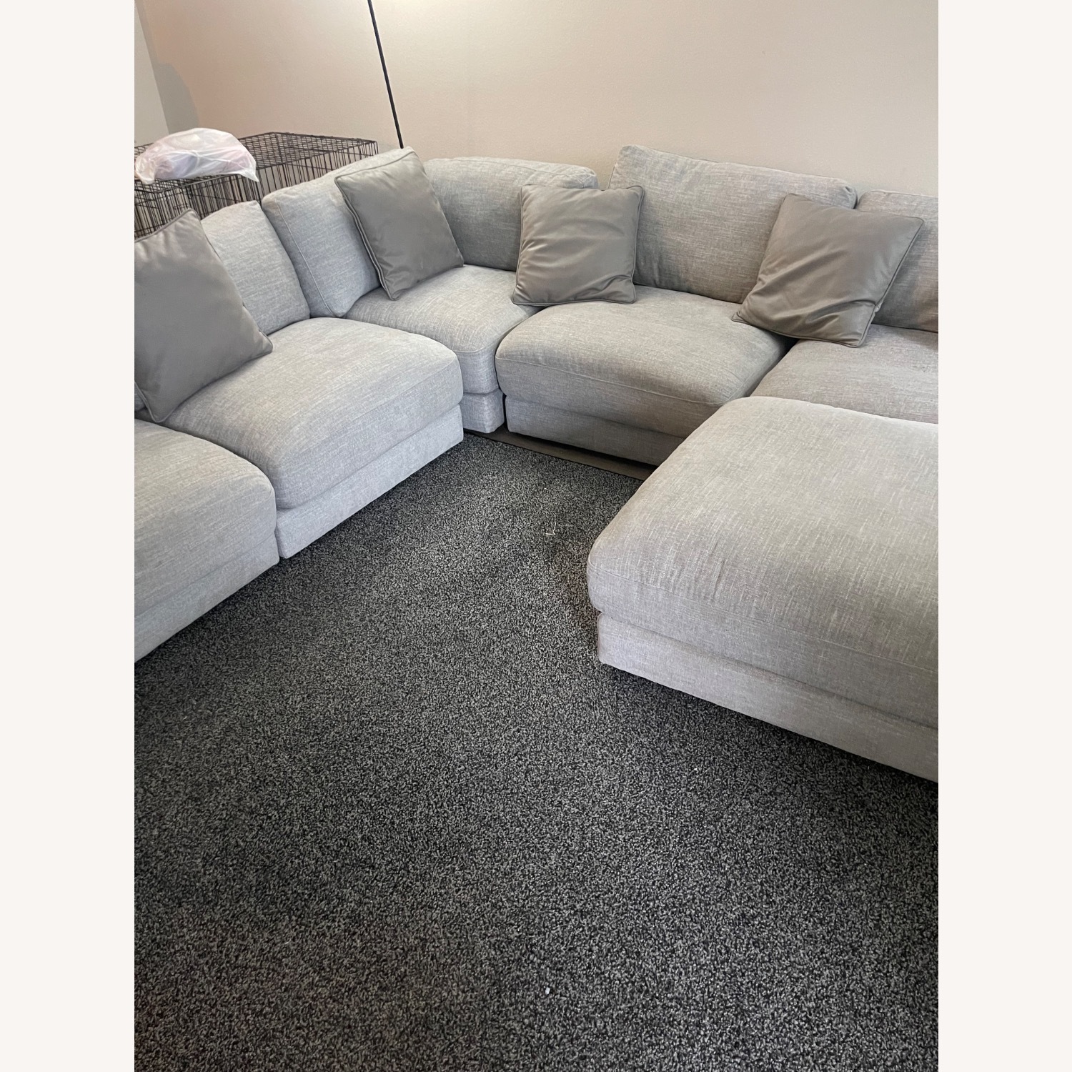 Bob's Discount 121’ 6 Piece Sectional - image-2