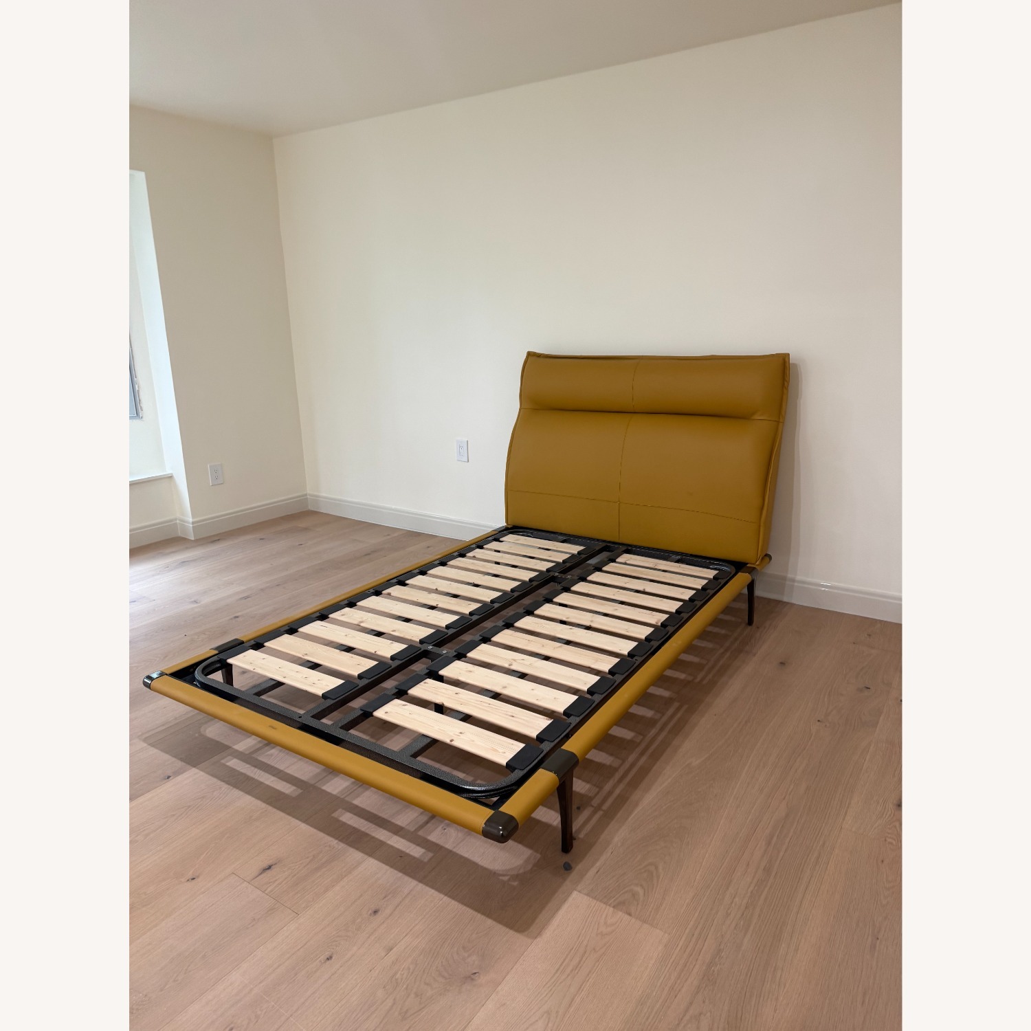 Italian Luxury Leather Bed - image-3