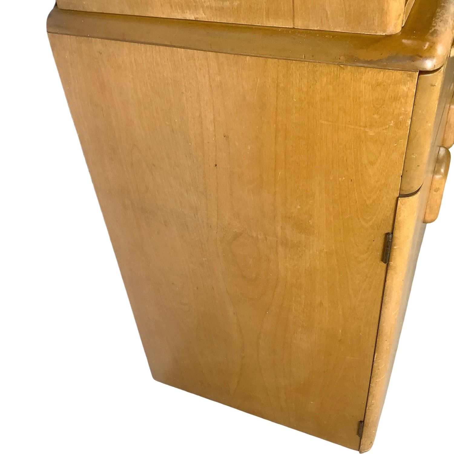 Heywood-Wakefield Display Cabinet Wheat - image-21