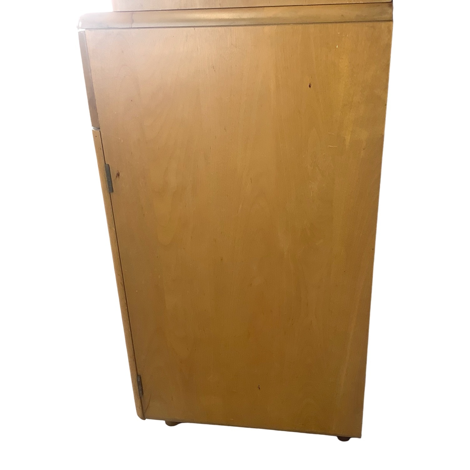 Heywood-Wakefield Display Cabinet Wheat - image-22