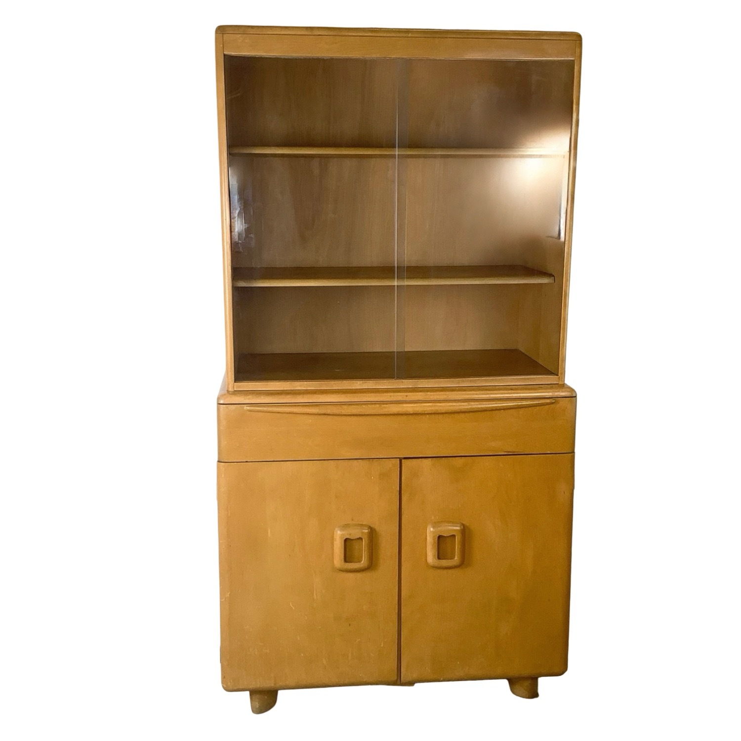 Heywood-Wakefield Display Cabinet Wheat - image-5